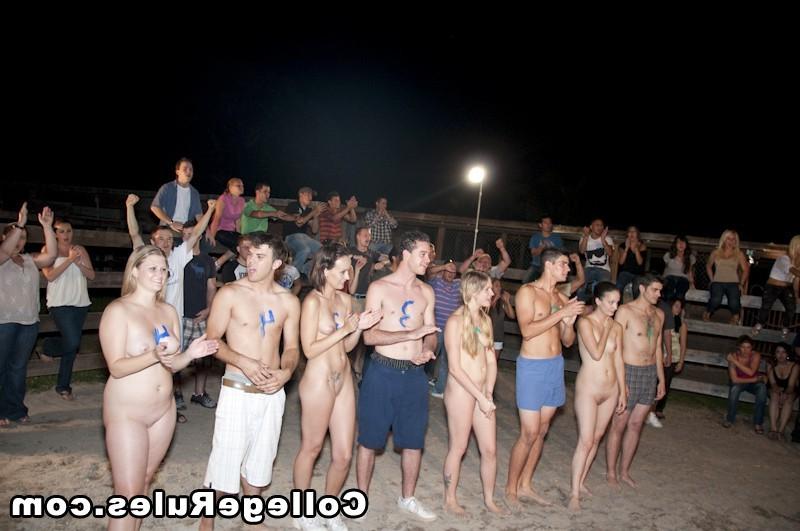 16P Crazy nude paintball party ends with a blowjob