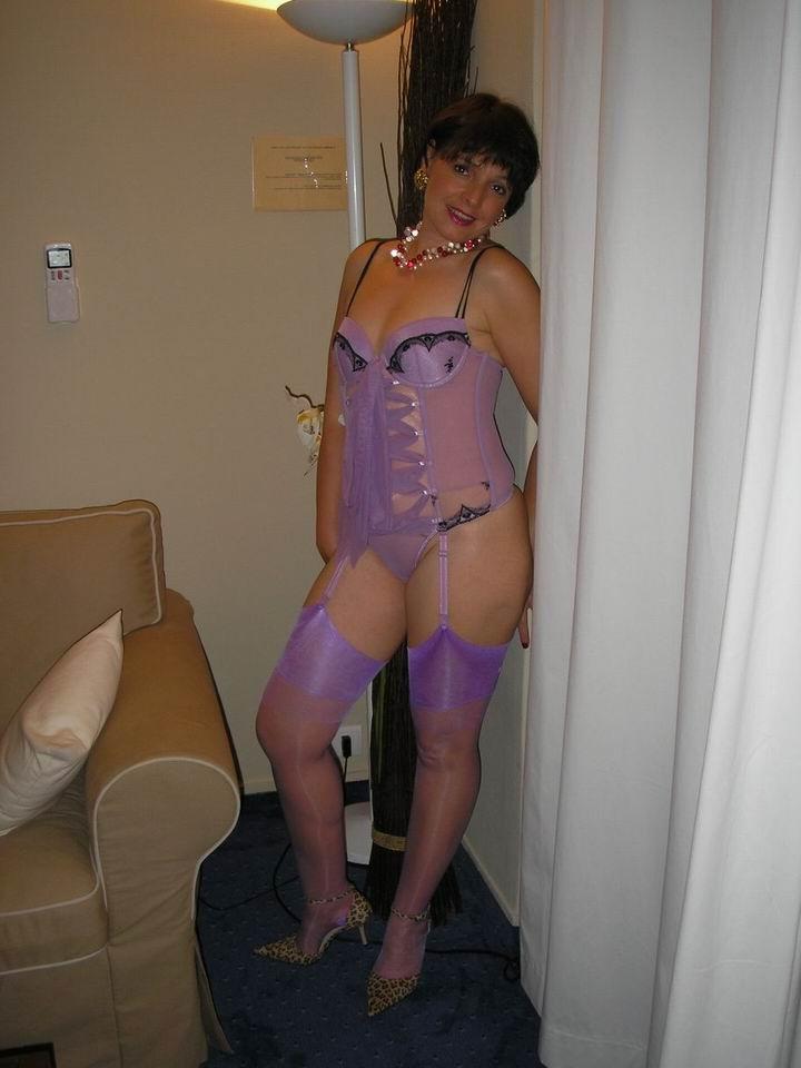 15P Amateur housewife Nathalie posing in lingerie