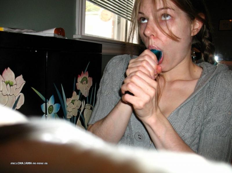 15P Compilation of an amateur chick dildoing her pussy and ass