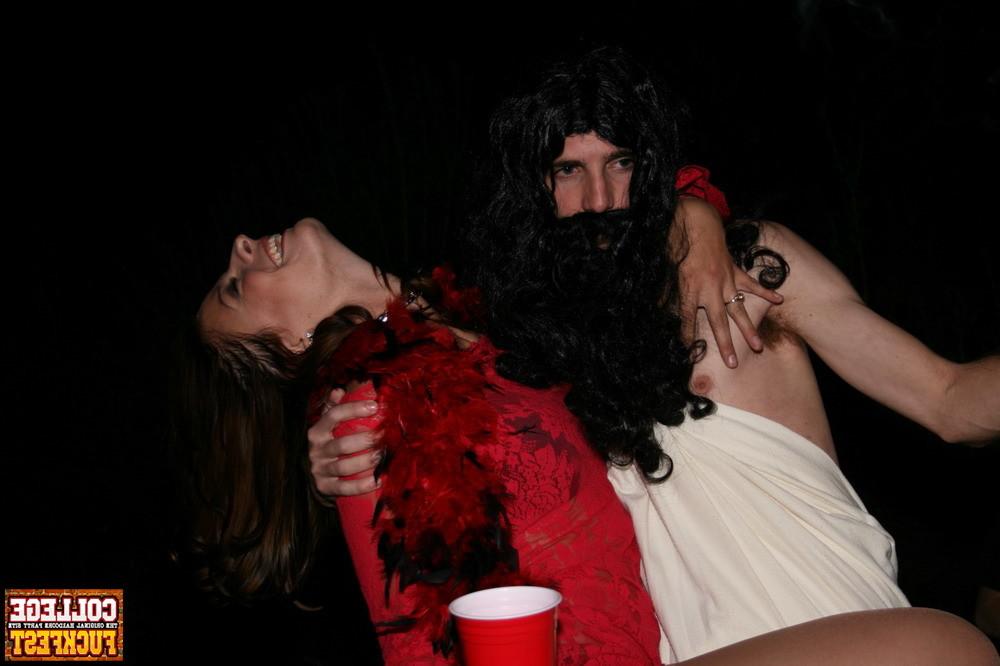 20P Drunk horny chicks start getting dirty and strip during a party