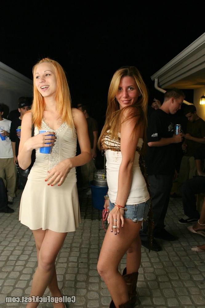 16P Drunk girls fucked at college party