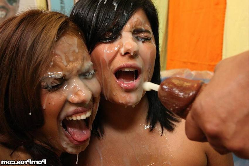 16P Gallery of  Cock Competition Featuring Christina Moure Vs. Gaya