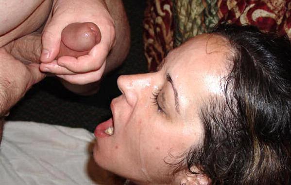 15P After sucking deepthroat girl gets loads of cum
