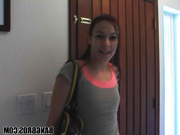20P 18 year old fucks an older man rough