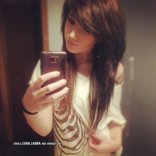 14P Compilation of non-nude girlfriends posing for the cam