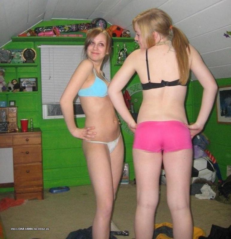 10P Compilation of kinky amateur teens posing in their underwear