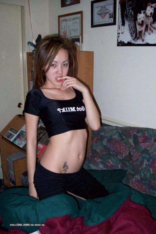 14P Compilation of naughty non-nude chicks posing on cam