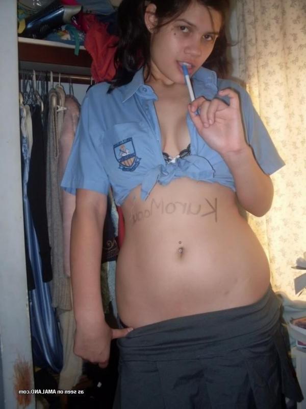 10P Nice photo compilation of a naughty non-nude chick