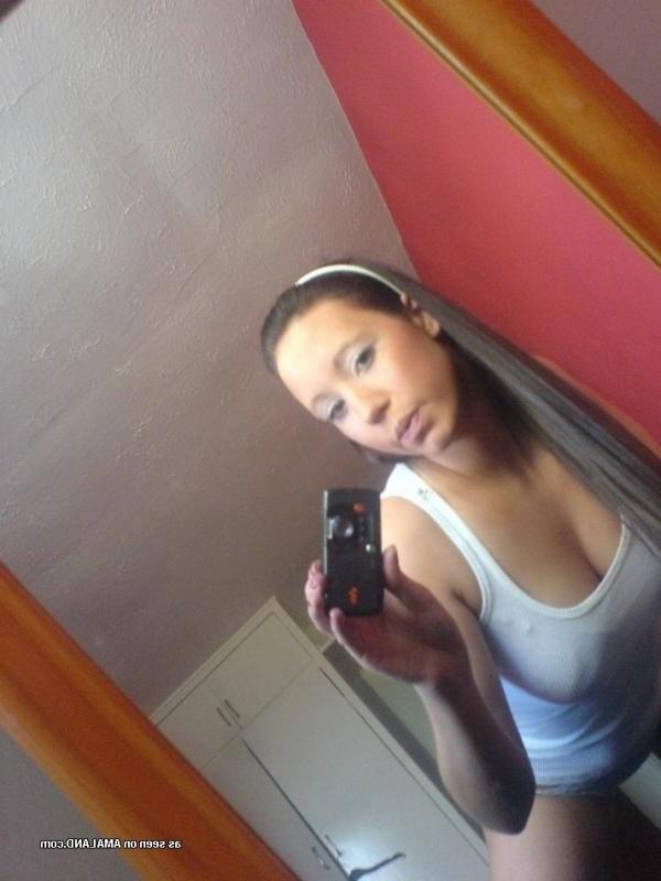 14P Compilation of an amateur sexy babe camwhoring