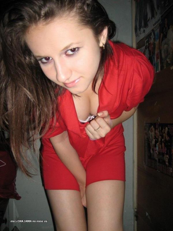 10P Compilation of two amateur babes in sexy non-nude poses