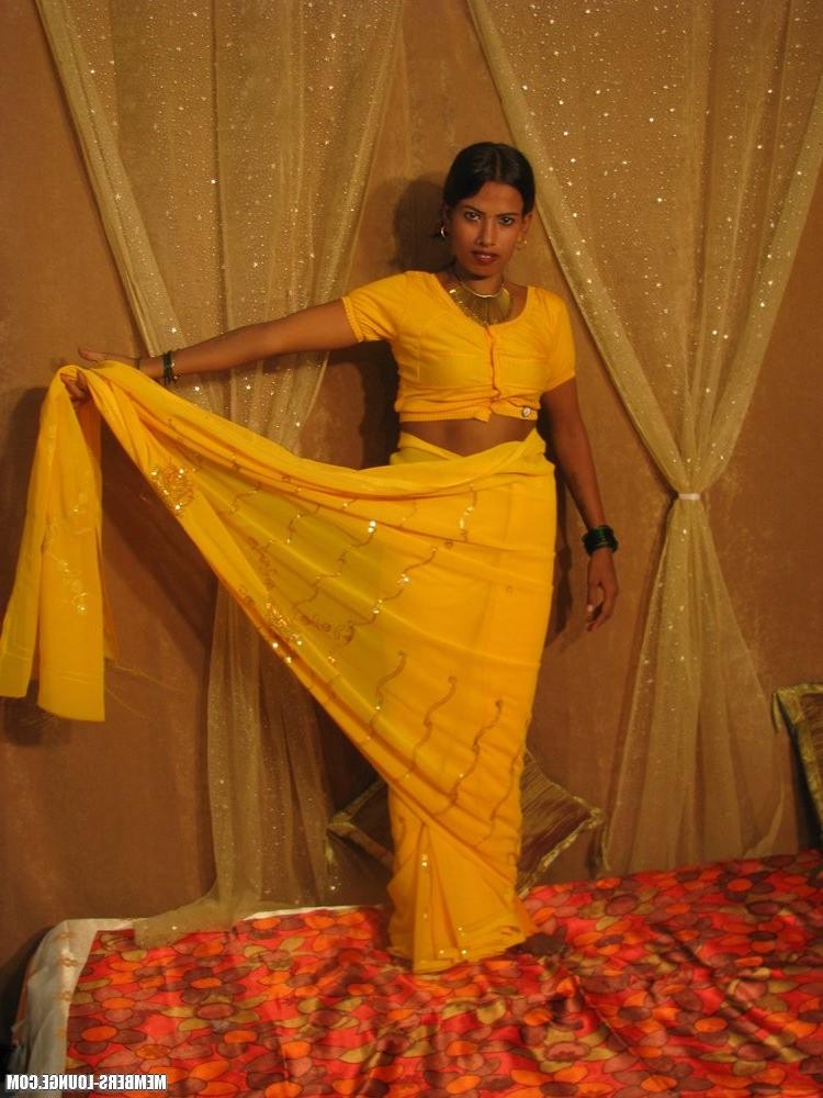 12P Vikki With Pinky Hot Indian teenager