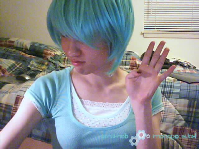 16P Young japanese newhalf in blue wig tease
