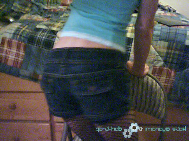 16P Young japanese newhalf in blue wig tease