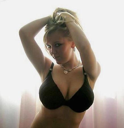 25P BUSTY AMATEUR I