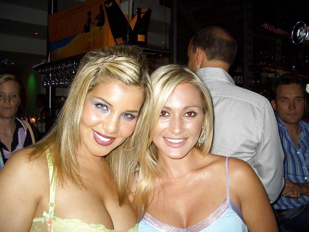 25P BUSTY AMATEUR XI