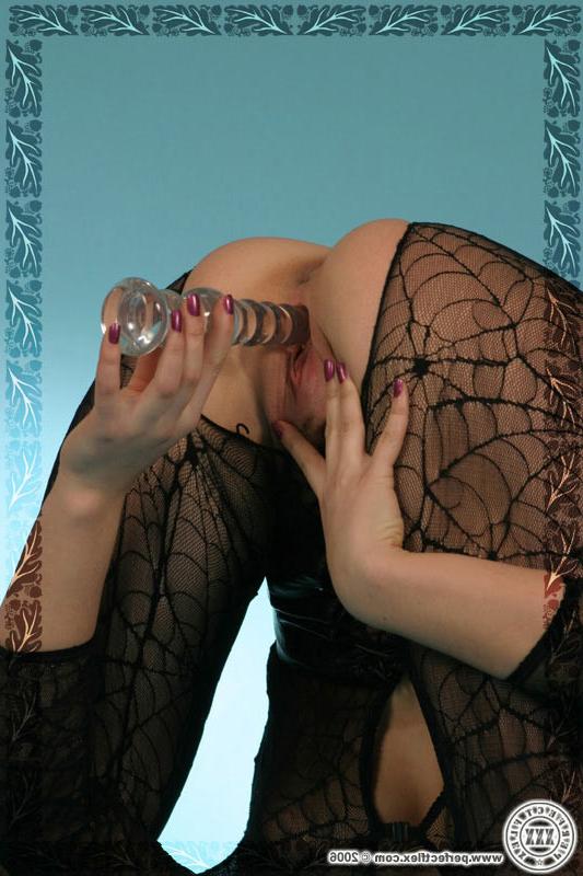 17P Flexy babe stuffing her ass and pussy with thick dildo