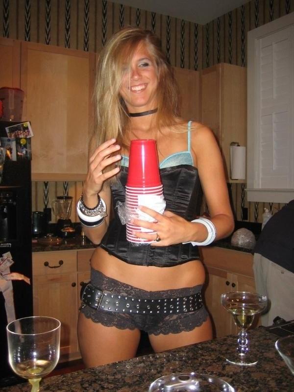 15P Drunk College Sweeties Party And Flash Perky Titties