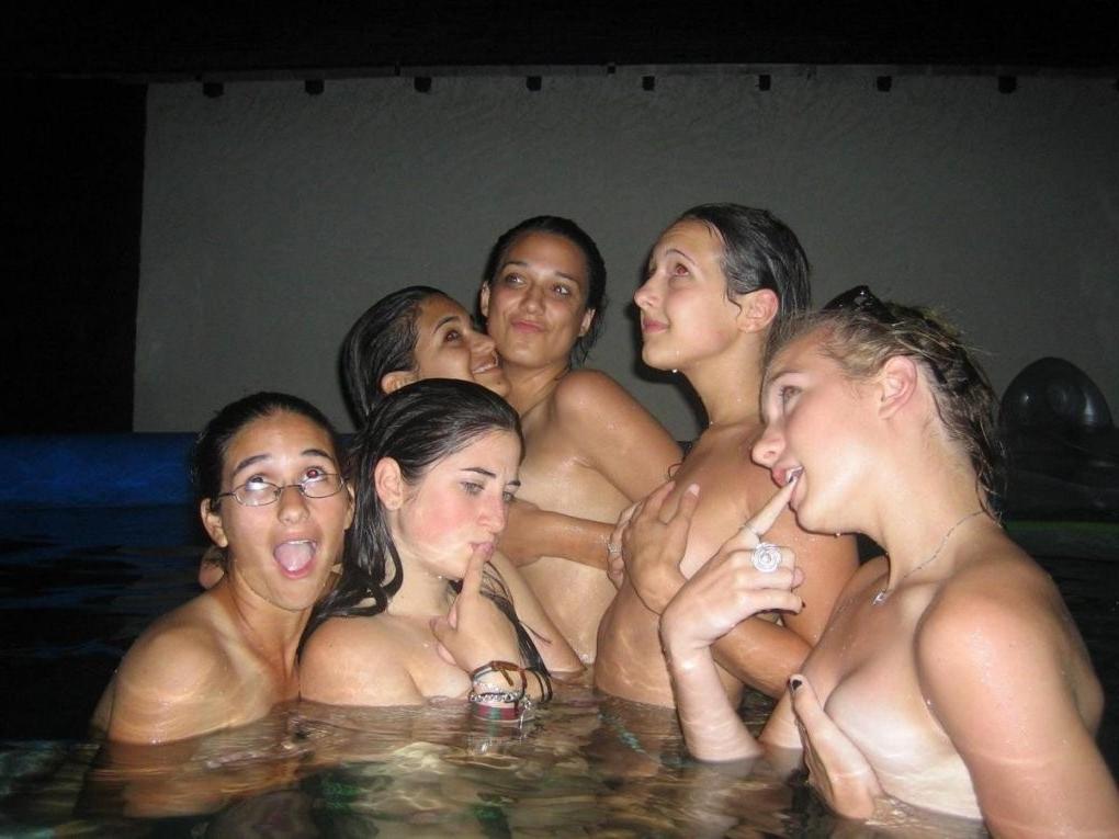 15P Drunk College Sweeties Party And Flash Perky Titties