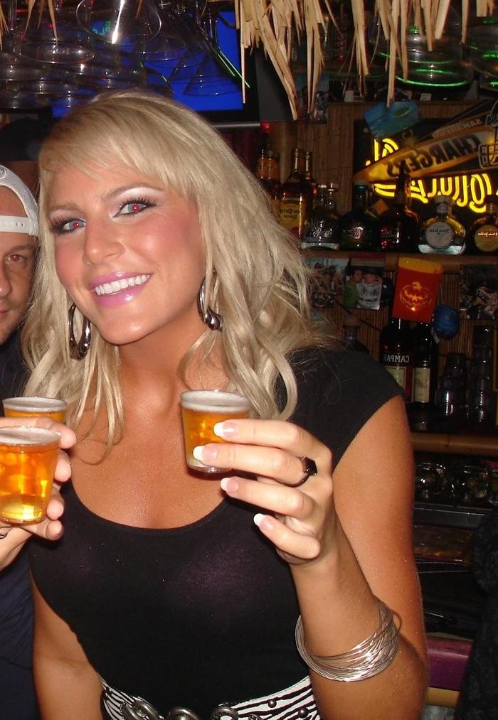 15P Sorority Chicks Trashed And Drunk At A College Party