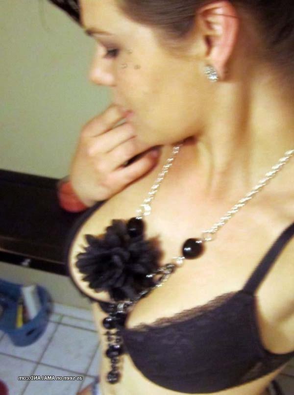 14P Busty amateur emo girlfriend stripping naked