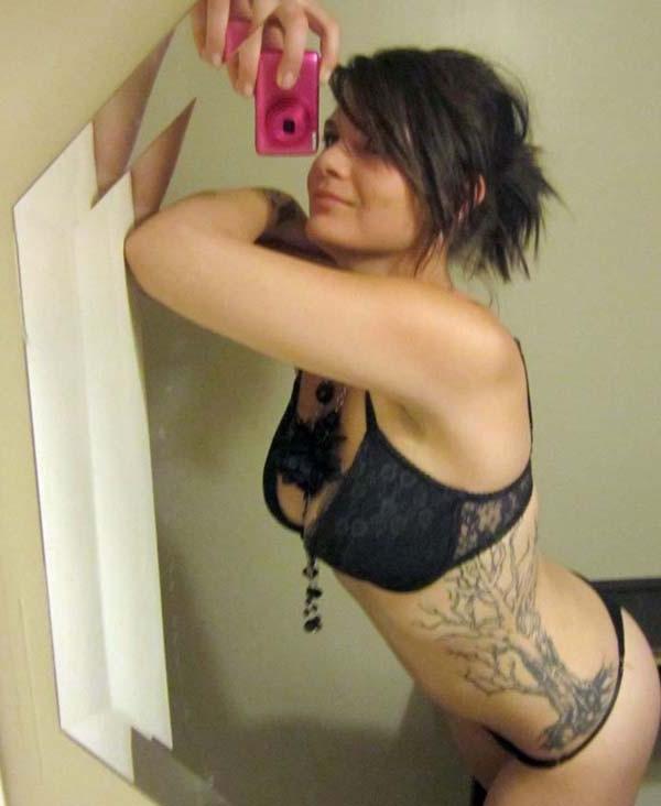 14P Busty amateur emo girlfriend stripping naked