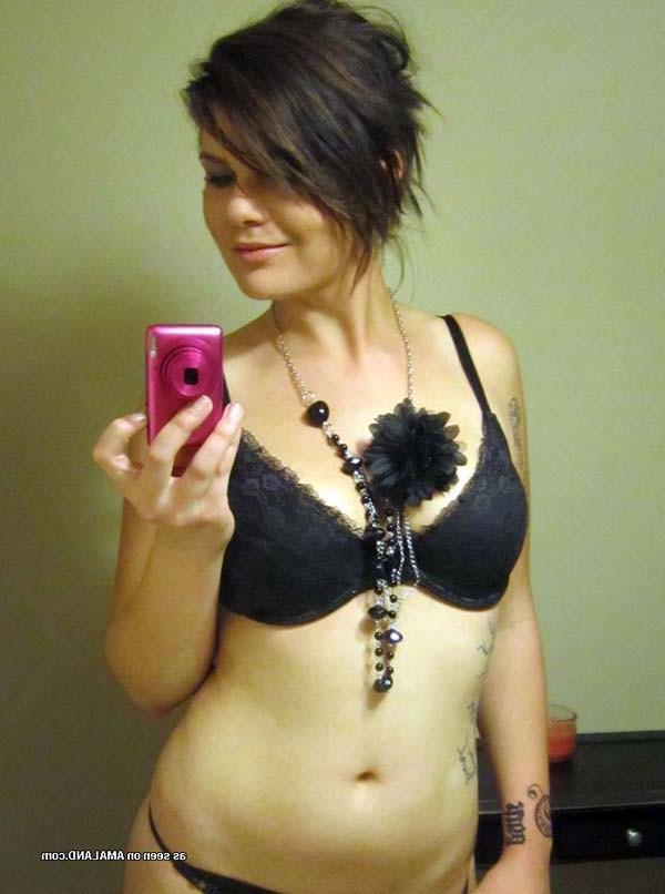 14P Busty amateur emo girlfriend stripping naked