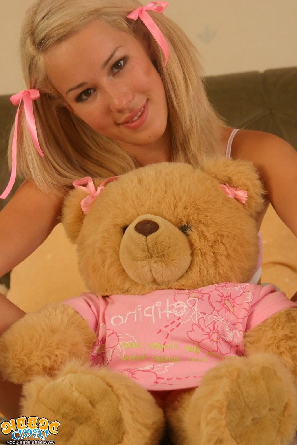 14P Young angel Debbie performs striptease for her fave teddy bear
