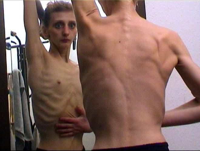 16P anorexic women posing and fucking for food
