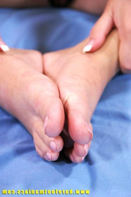 16P Blue eyed brunette takes a hot load on her sexy feet after a pussy pounding