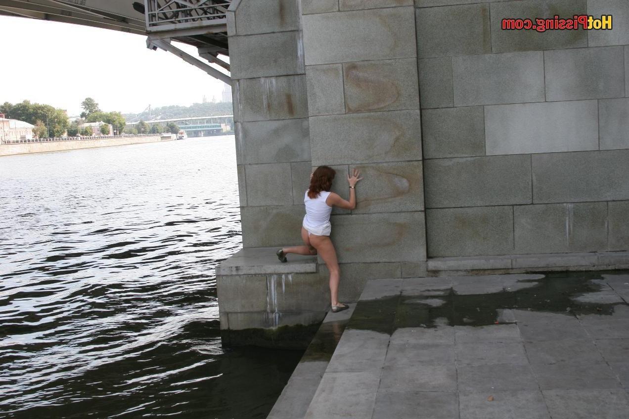 15P She had no choice except hot pissing under the bridge into the river