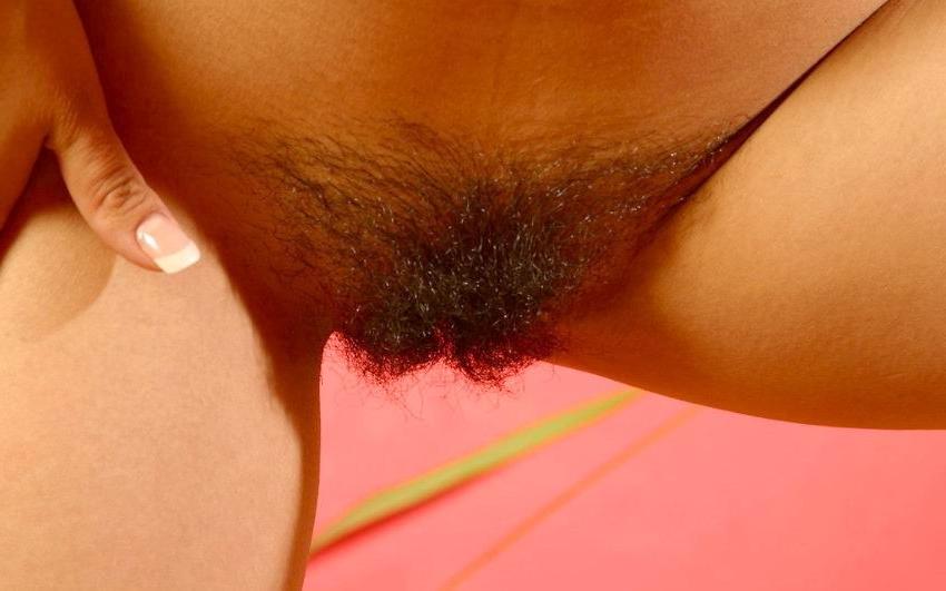 15P Hairy pussy teen cutie wide spread