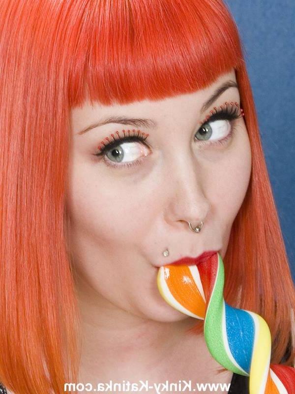 16P Latex girl gets messy with food