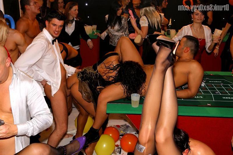 20P Flexible cunts taking black dicks