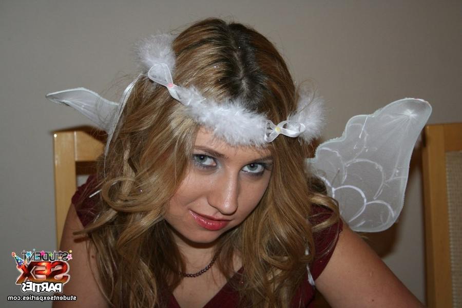 8P Students X-mas sex party