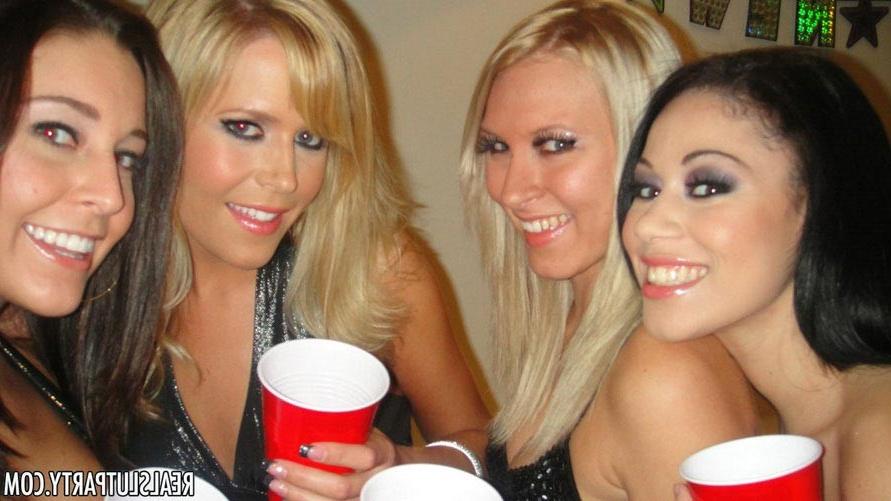 17P Drunk girls fucking like whores at hardcore orgy sex party