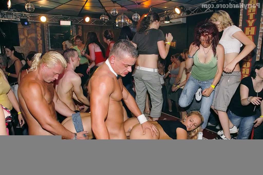 16P Hardcore swing party whit sluts fucking hot