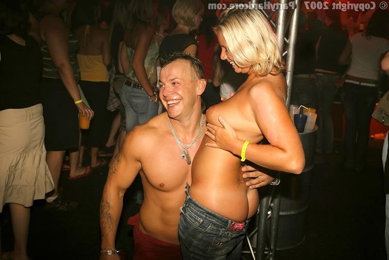 15P Busty amateur babes sucking and fucking on gangbang party