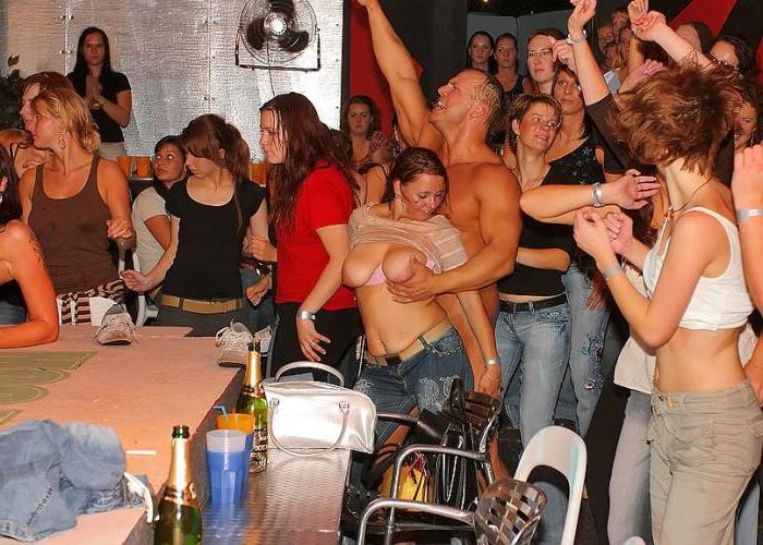 19P insane teens suck and fuck at madcap party