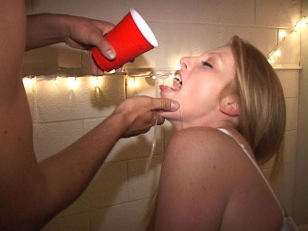16P A whole lotta fucking going on at college party