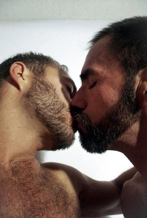 20P Mature muscle hairy dudes kissing and big cock sucking enjoyment