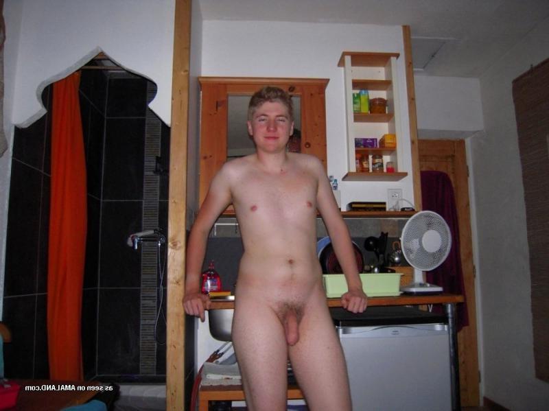 10P Compilation of amateur boyfriends posing for the cam