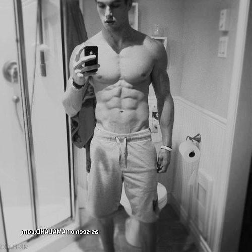 15P Compilation of sexy hunks showing off gorgeous bodies