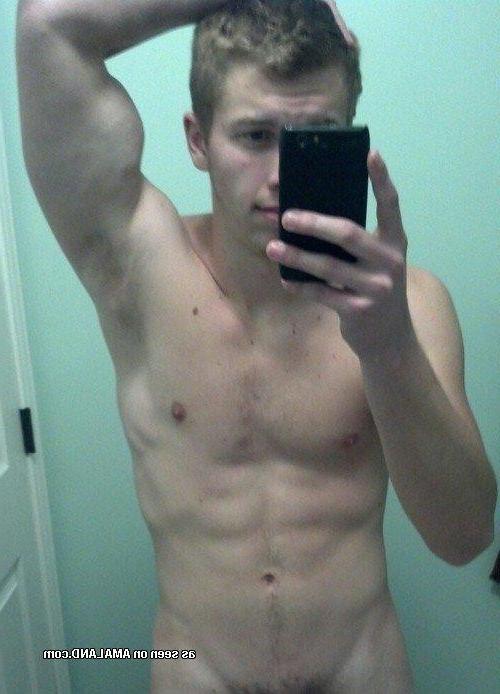 15P Compilation of sexy hunks showing off gorgeous bodies
