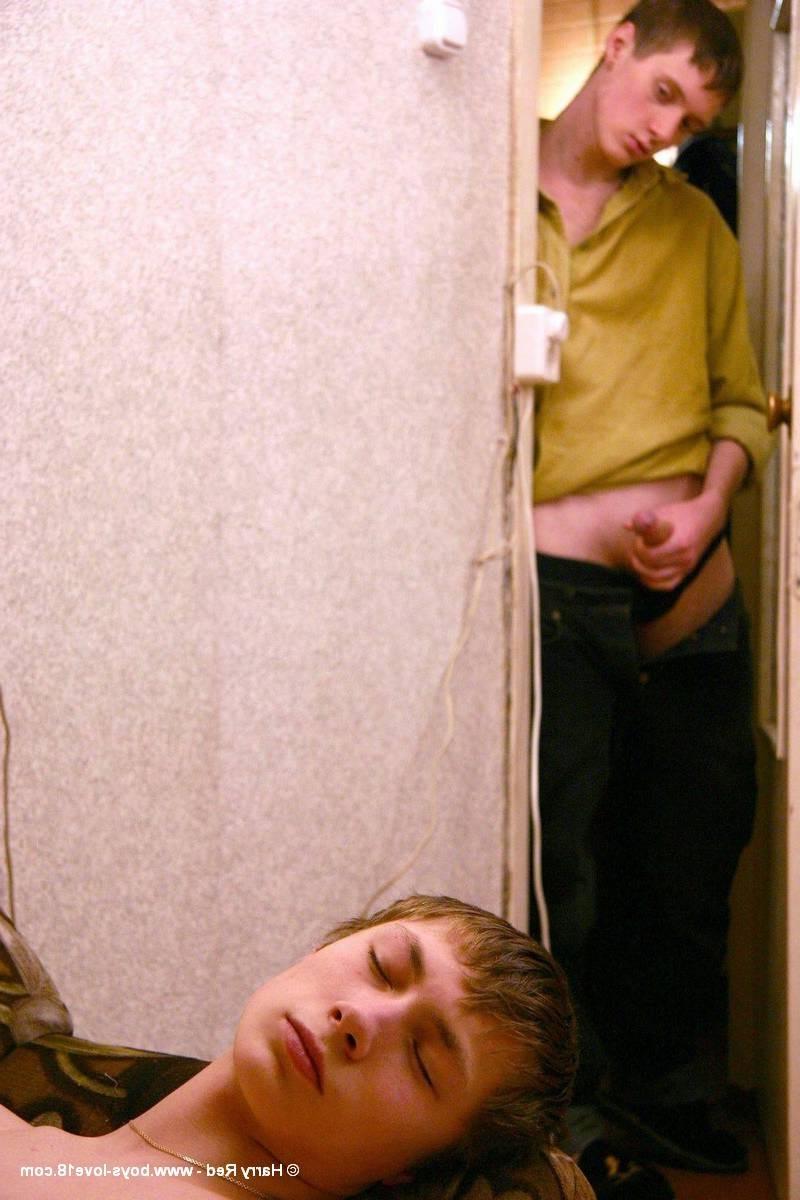 16P Guy watches friend jerk off 