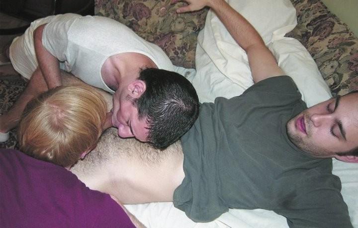 20P Sucking a huge penis and licking a hairy  ass hole