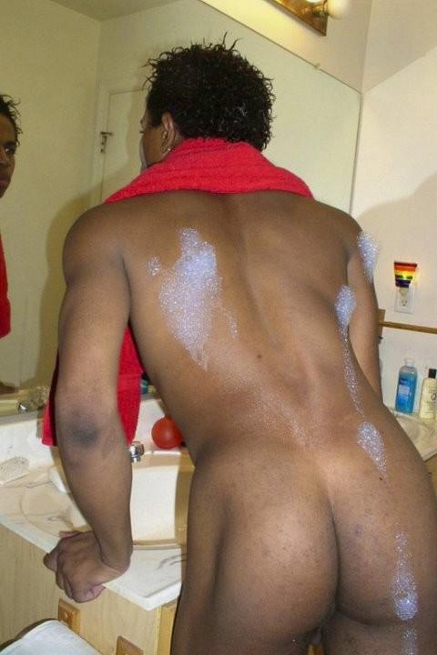 20P Blue eyed gorgeous ebony showering and showing off
