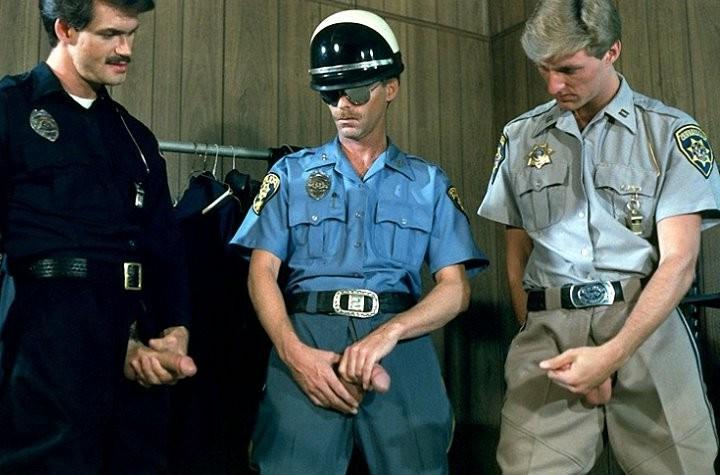 20P Three huge cock policemen having oral and anal fun after service