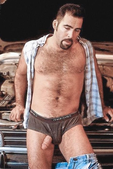 20P Muscle hairy moto mechanics sixty nine sucking deal in a garage