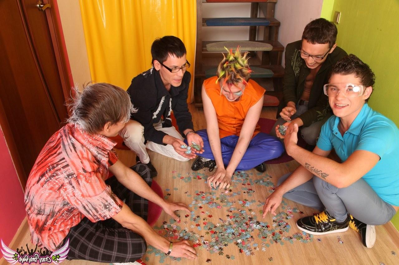 15P All male party turned into a hardcore gay twink orgy in no time