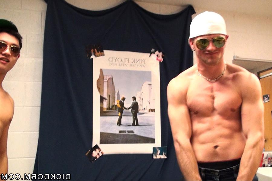 12P Watch these hot fucking college dudes share their assholes in these hot real col